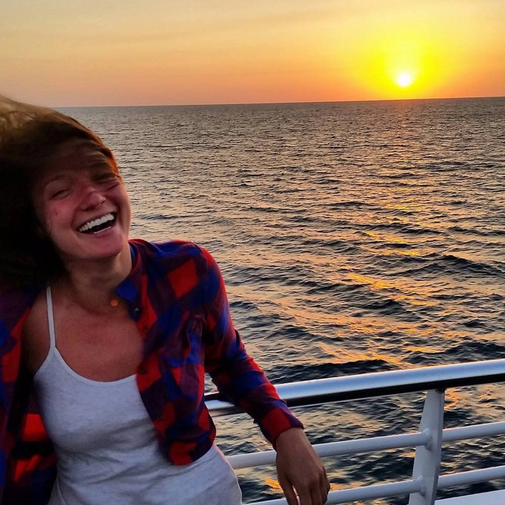 Meet your Posher, Hillary